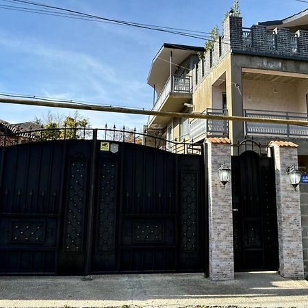 Verona Apartment Dushet'i Exterior foto