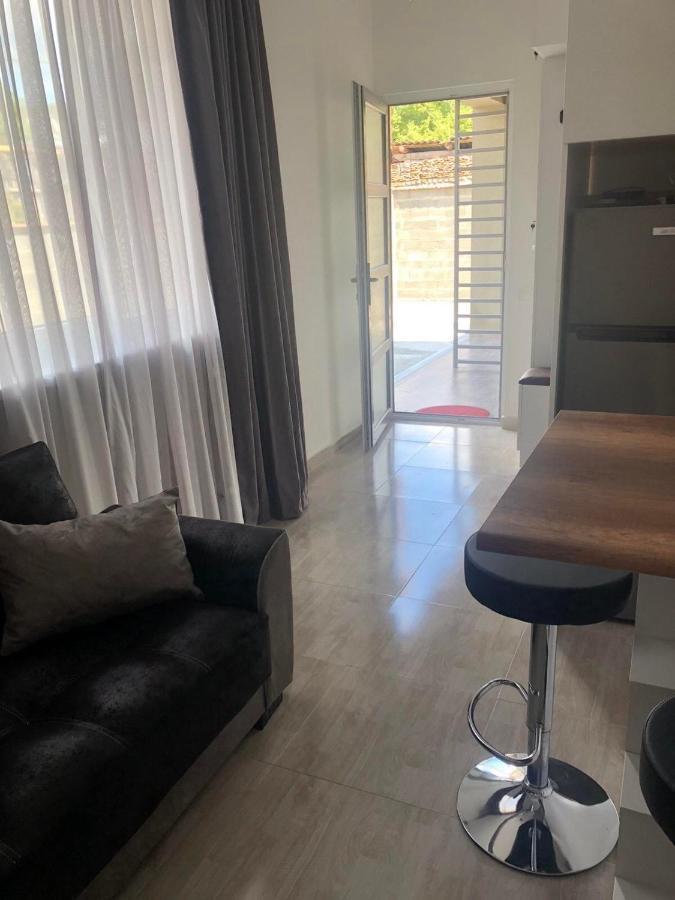 Verona Apartment Dushet'i Exterior foto