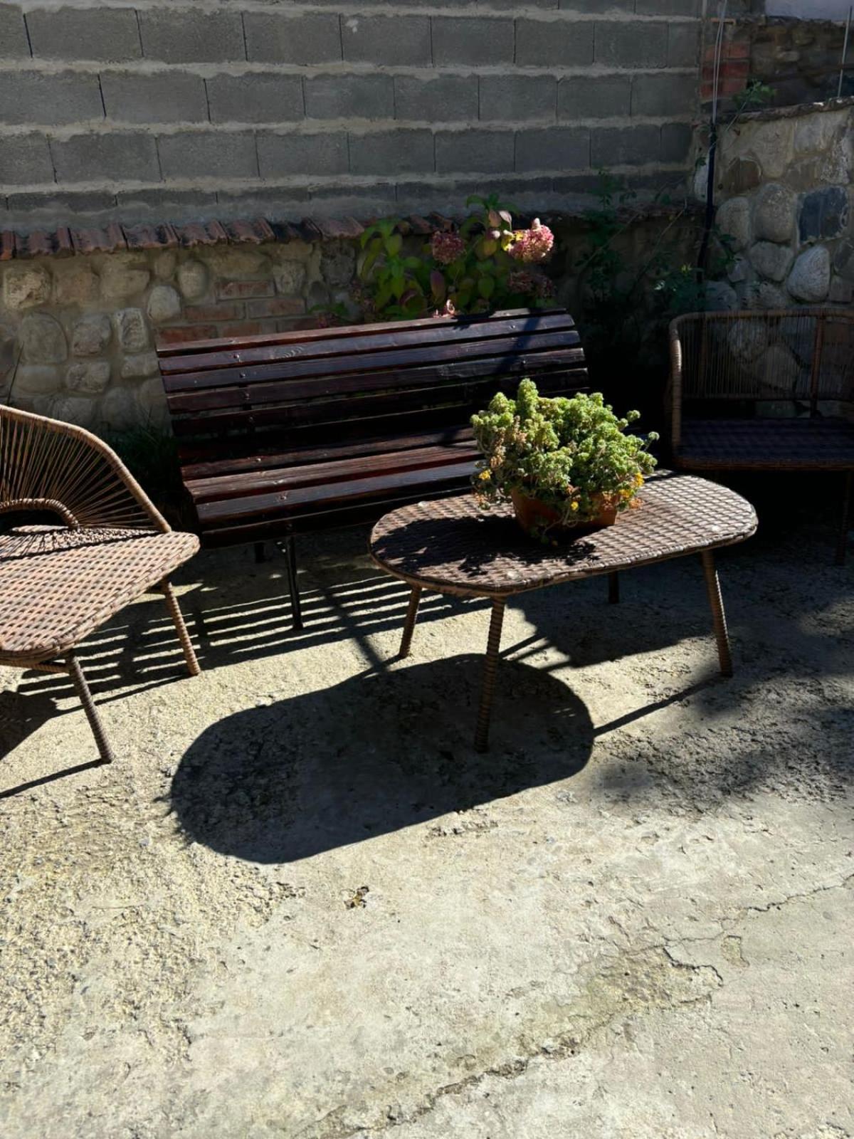 Verona Apartment Dushet'i Exterior foto