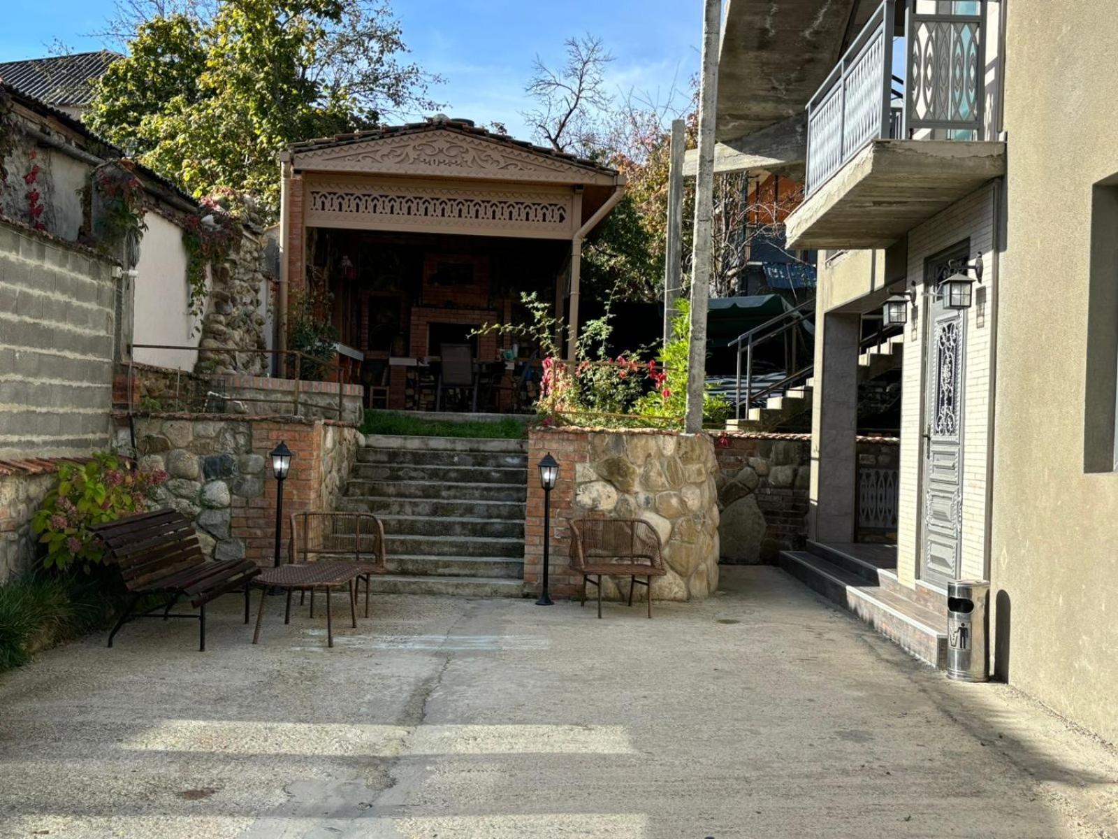 Verona Apartment Dushet'i Exterior foto