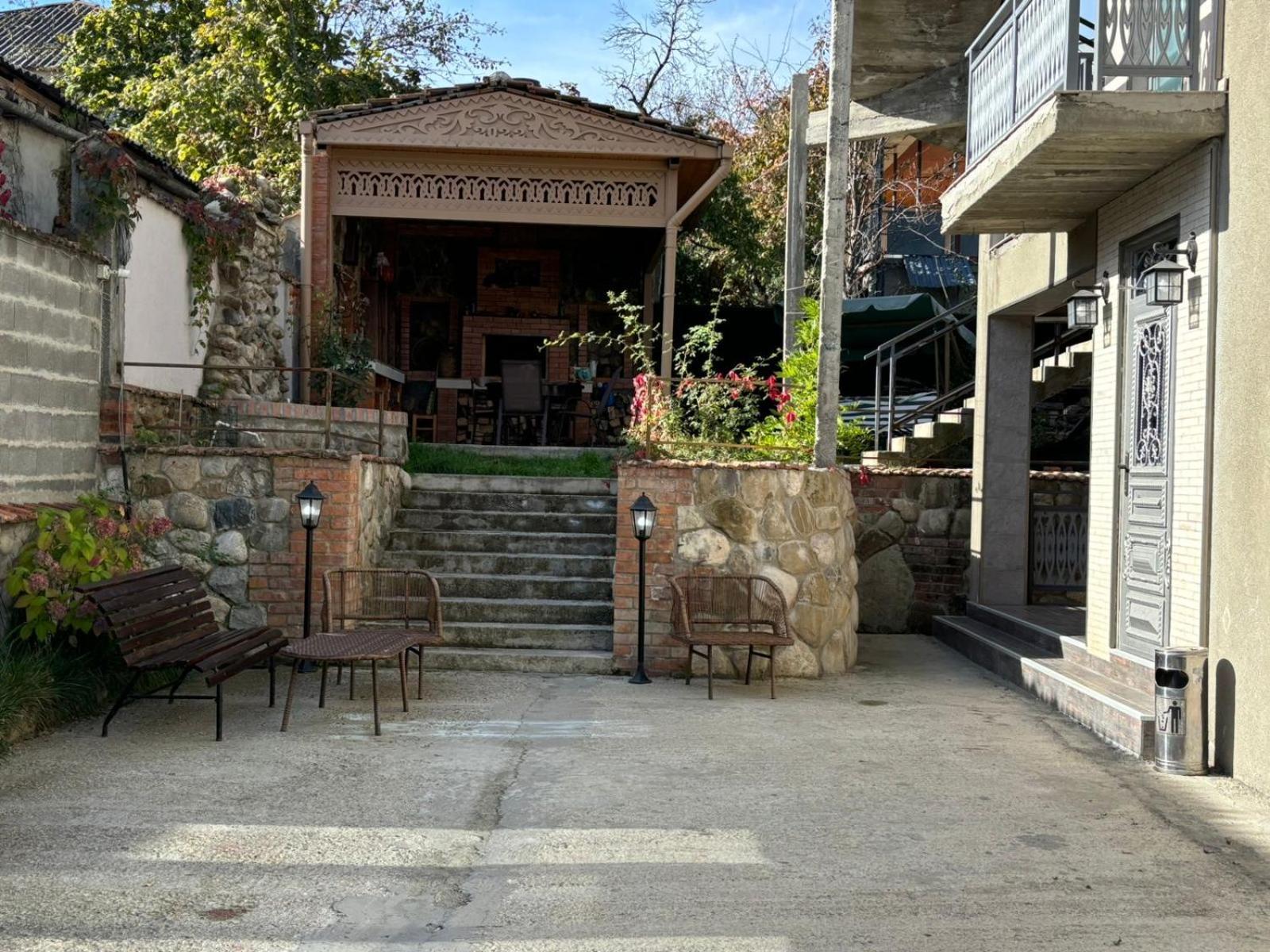Verona Apartment Dushet'i Exterior foto