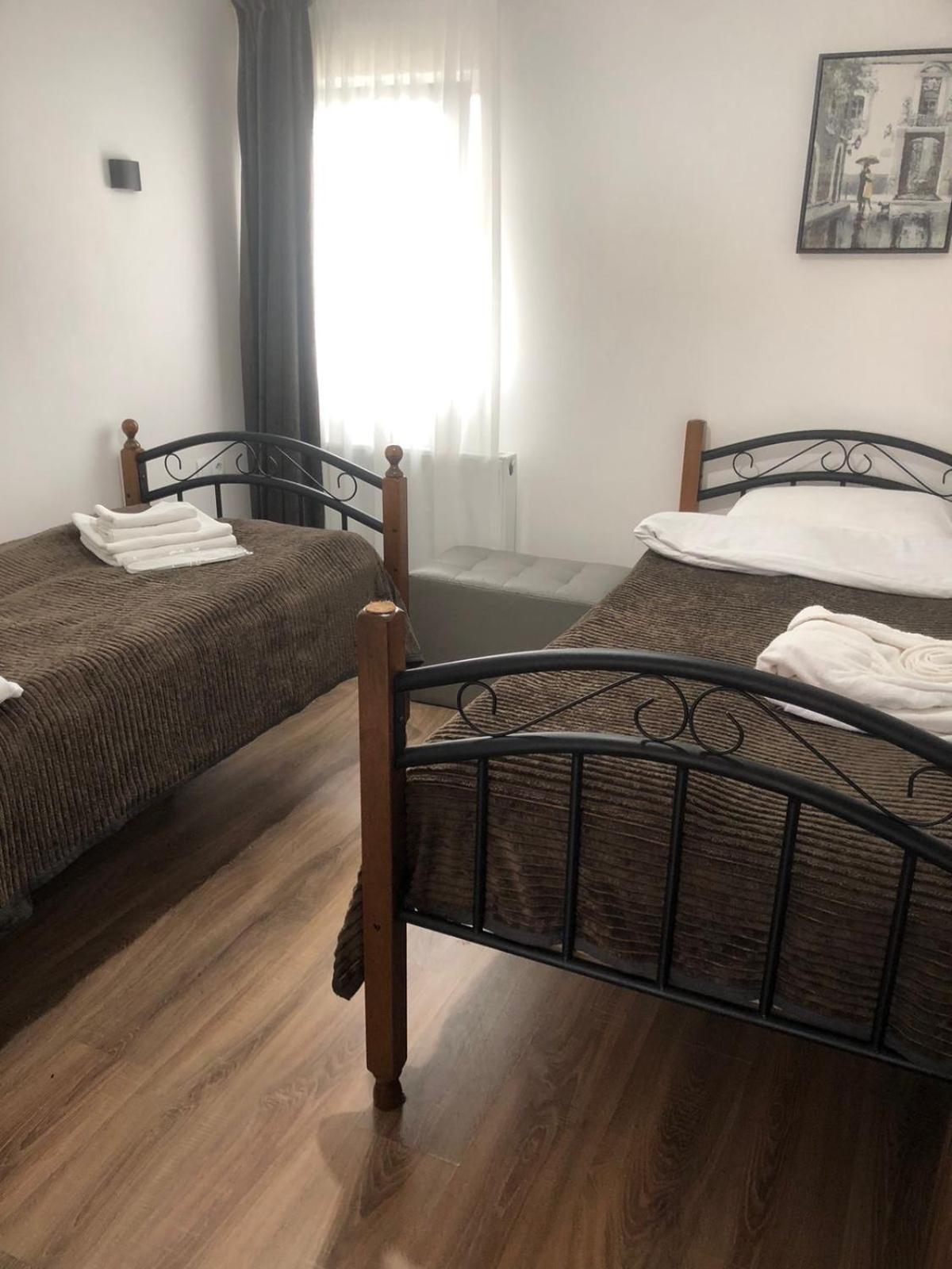 Verona Apartment Dushet'i Exterior foto